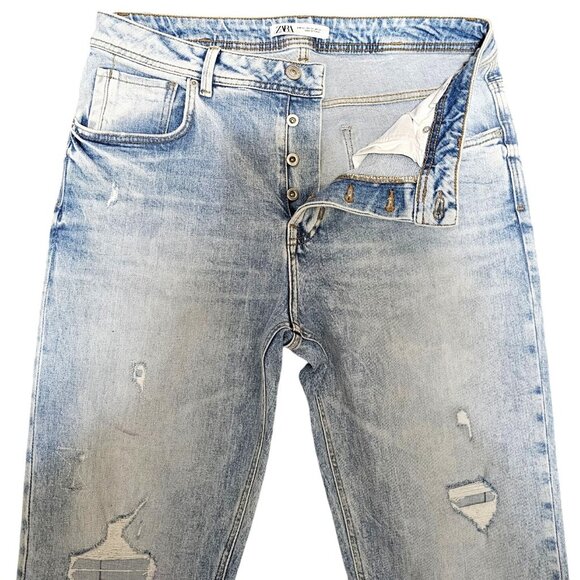 Zara Woman's Light Wash Distressed Straight-Leg Denim Jeans Size 34 - Picture 9 of 14